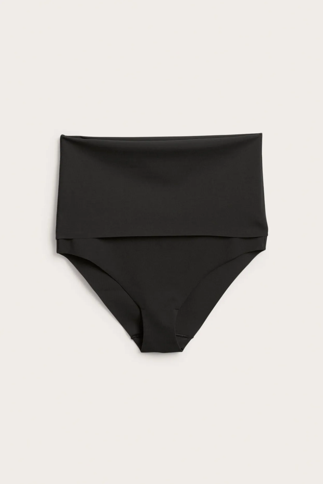 Bikinialaosa, jossa on taitettava vyötärö | Musta | Naiset | Kappahl