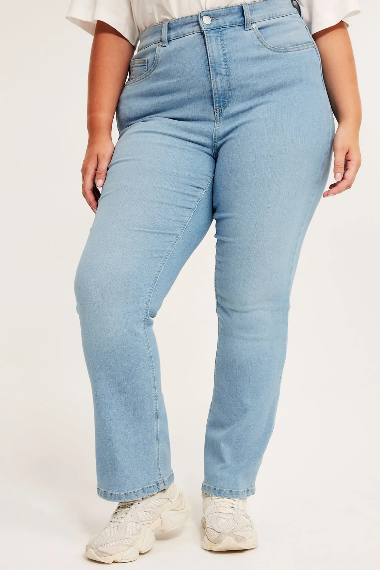 Bootcut-farkut high waist | Vaalea denim | Naiset | Kappahl