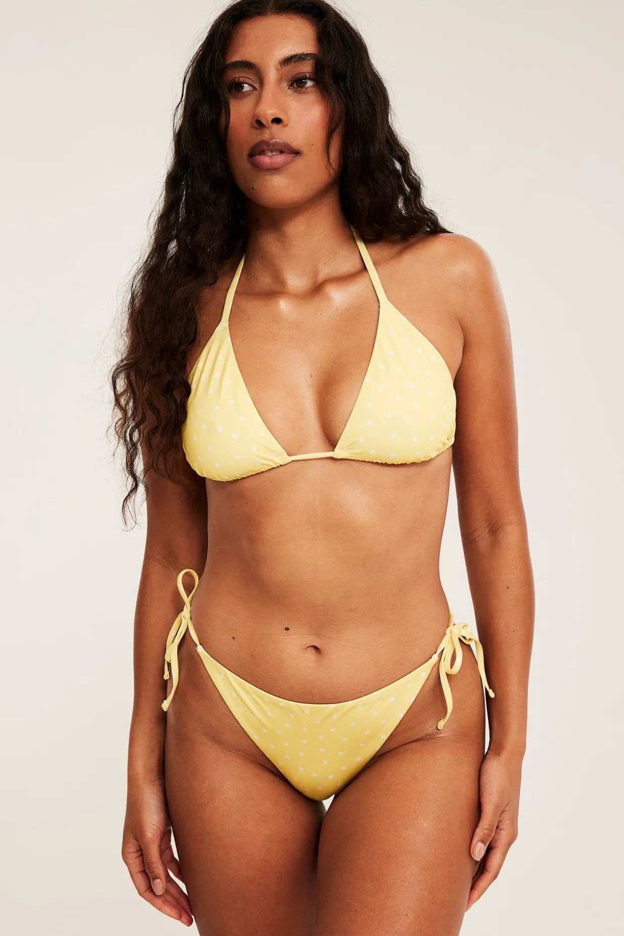 Brasilialaismallinen bikinialaosa, jossa on solmittavat nauhat | Keltainen | Naiset | Kappahl