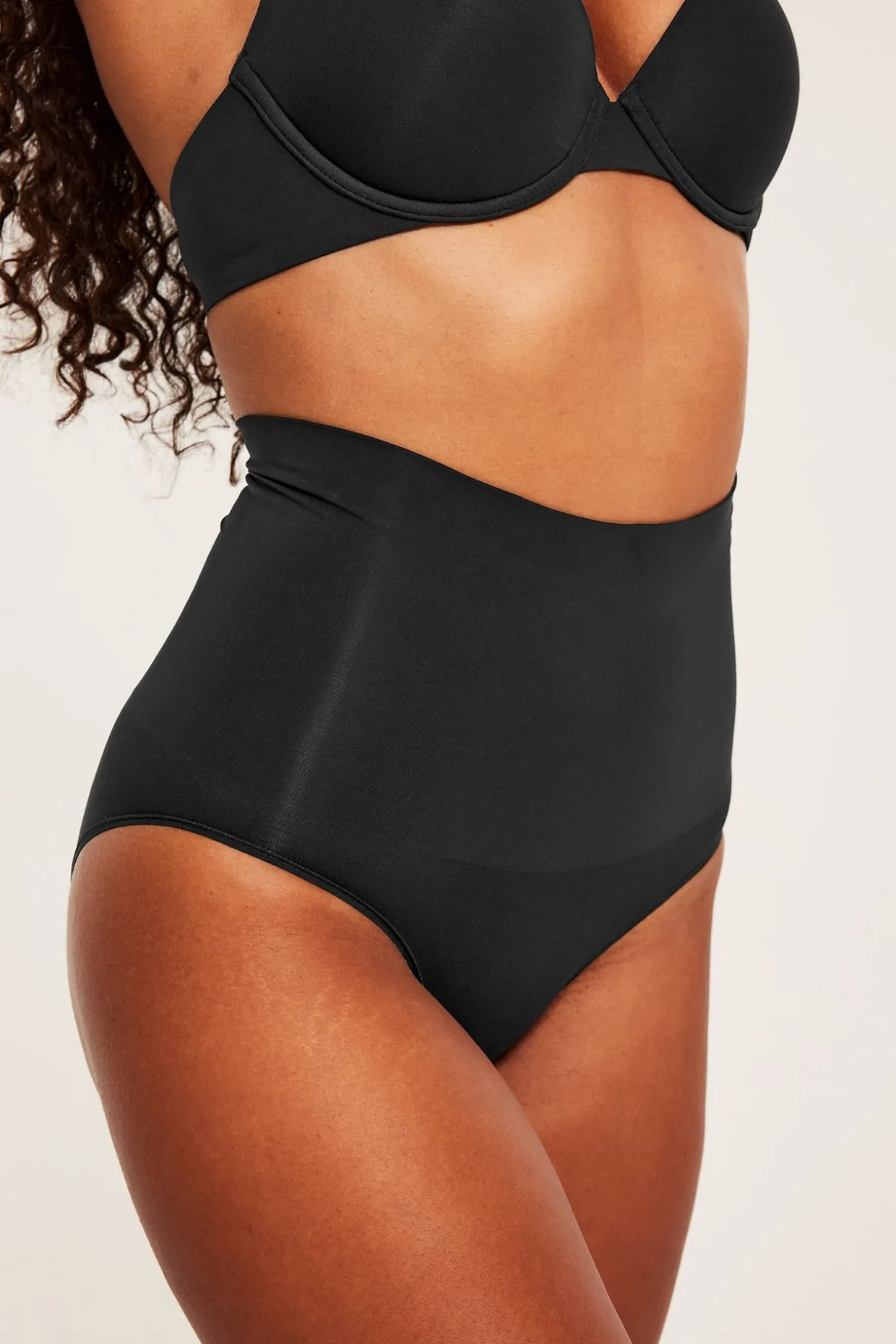 Brief-alushousut medium shape | Musta | Naiset | Kappahl
