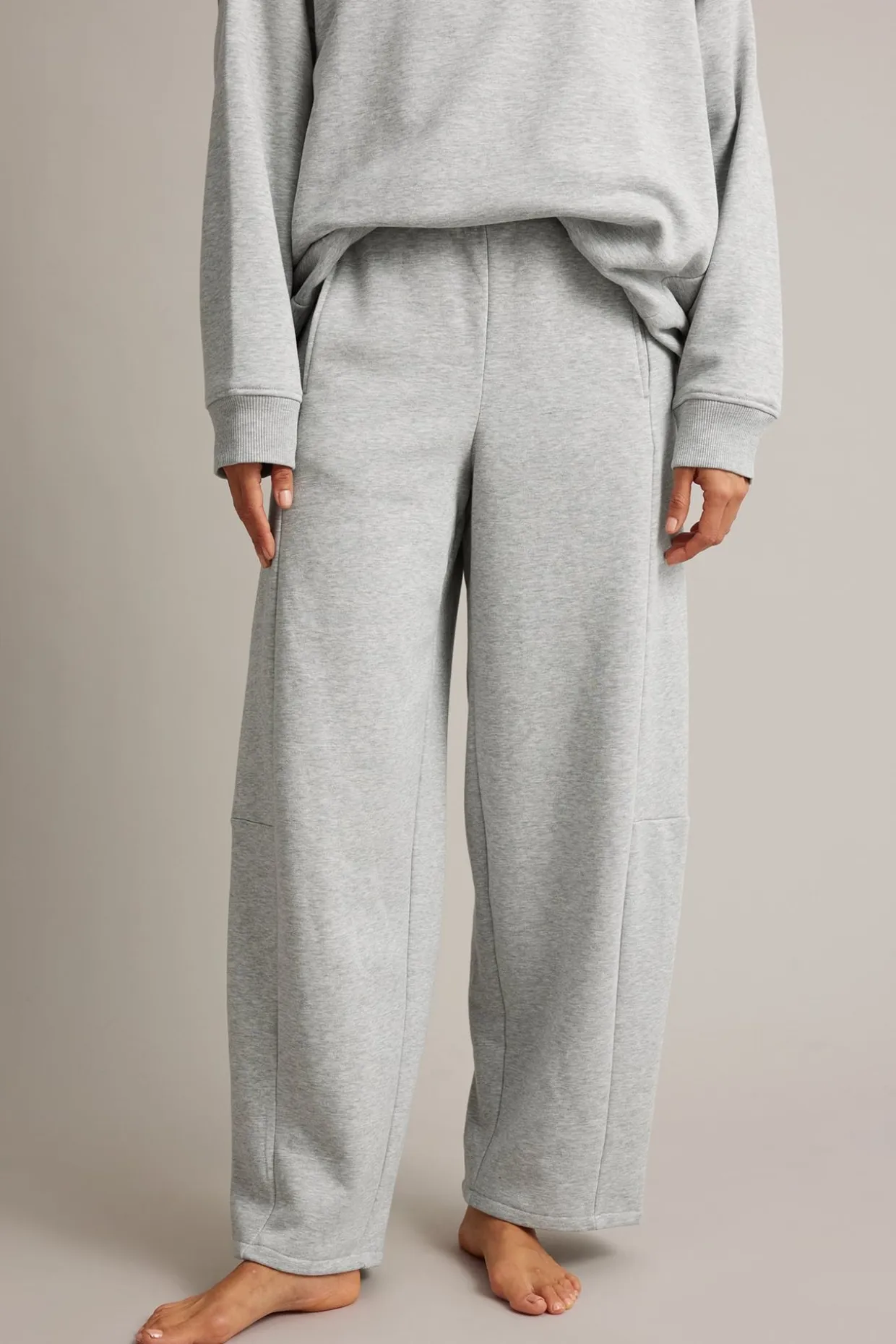 Collegehousut barrel fit | Vaaleanharmaa | Naiset | Kappahl