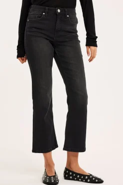 Cropped flare jeans regular waist | Pesty musta denim | Naiset | Kappahl