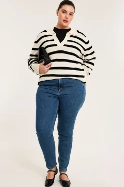 Embracing jeans high waist | Denim | Naiset | Kappahl