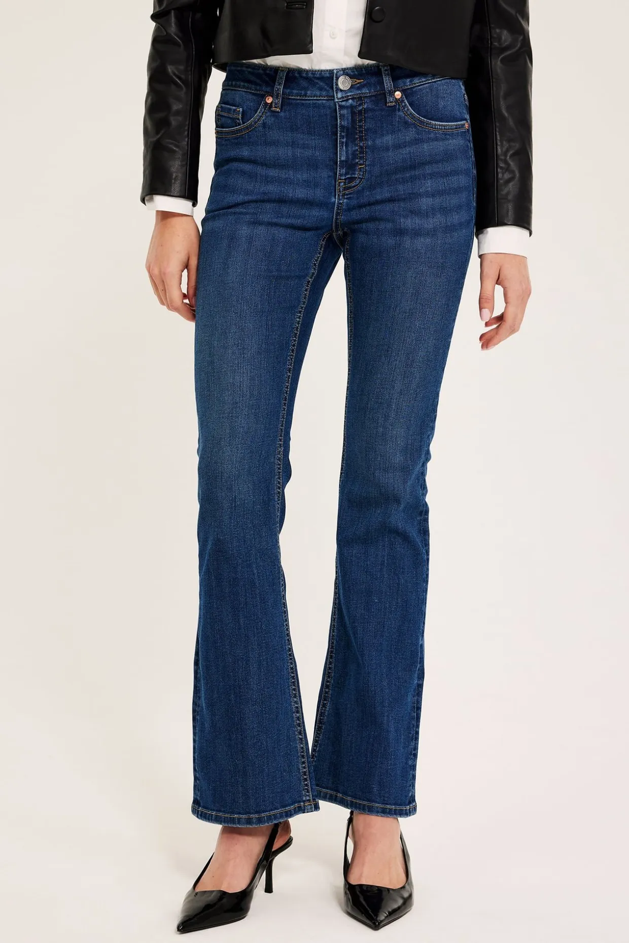 Flare jeans low waist | Denim | Naiset | Kappahl