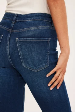 Flare jeans regular waist | Tumma denim | Naiset | Kappahl
