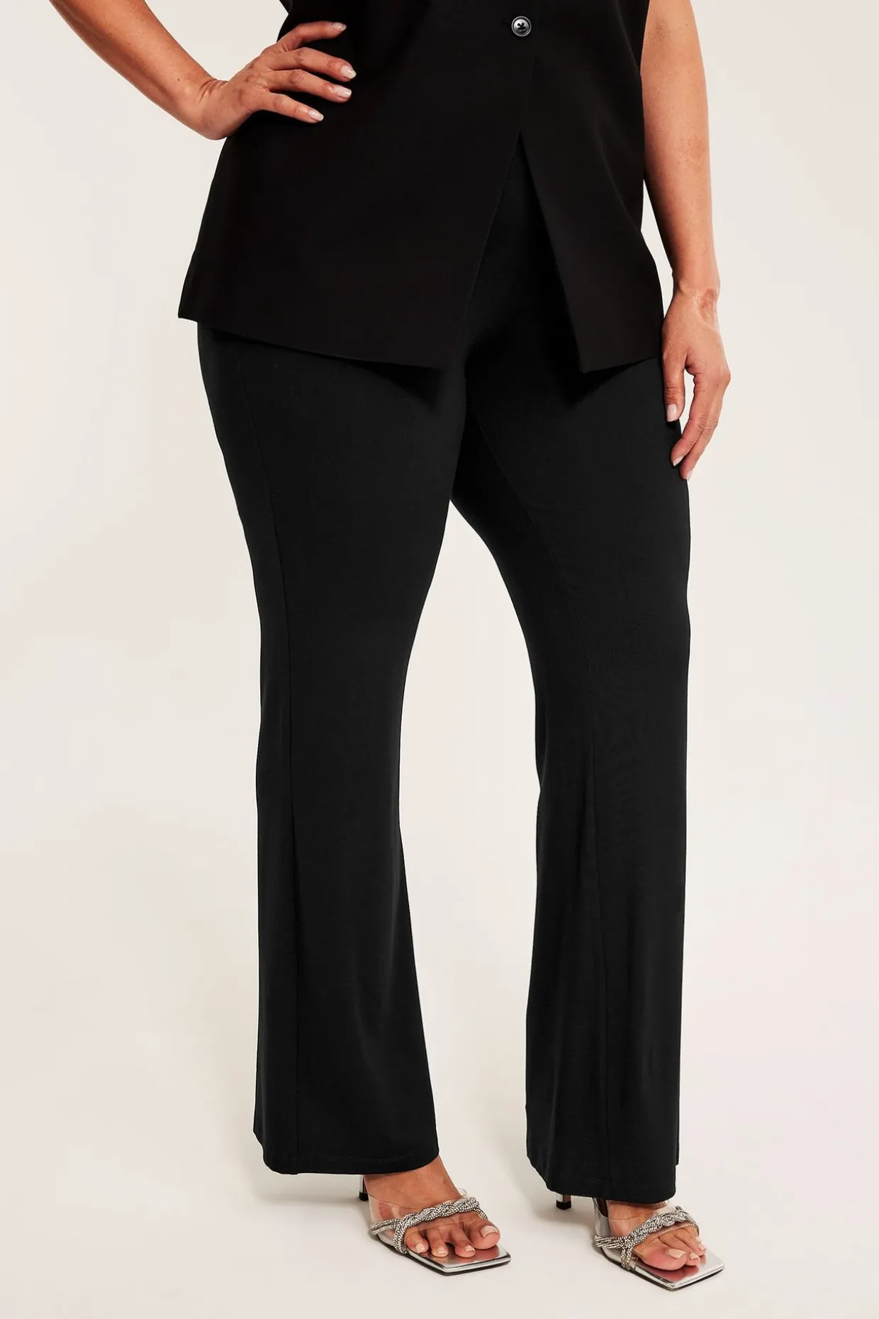 Flare leggings | Musta | Naiset | Kappahl