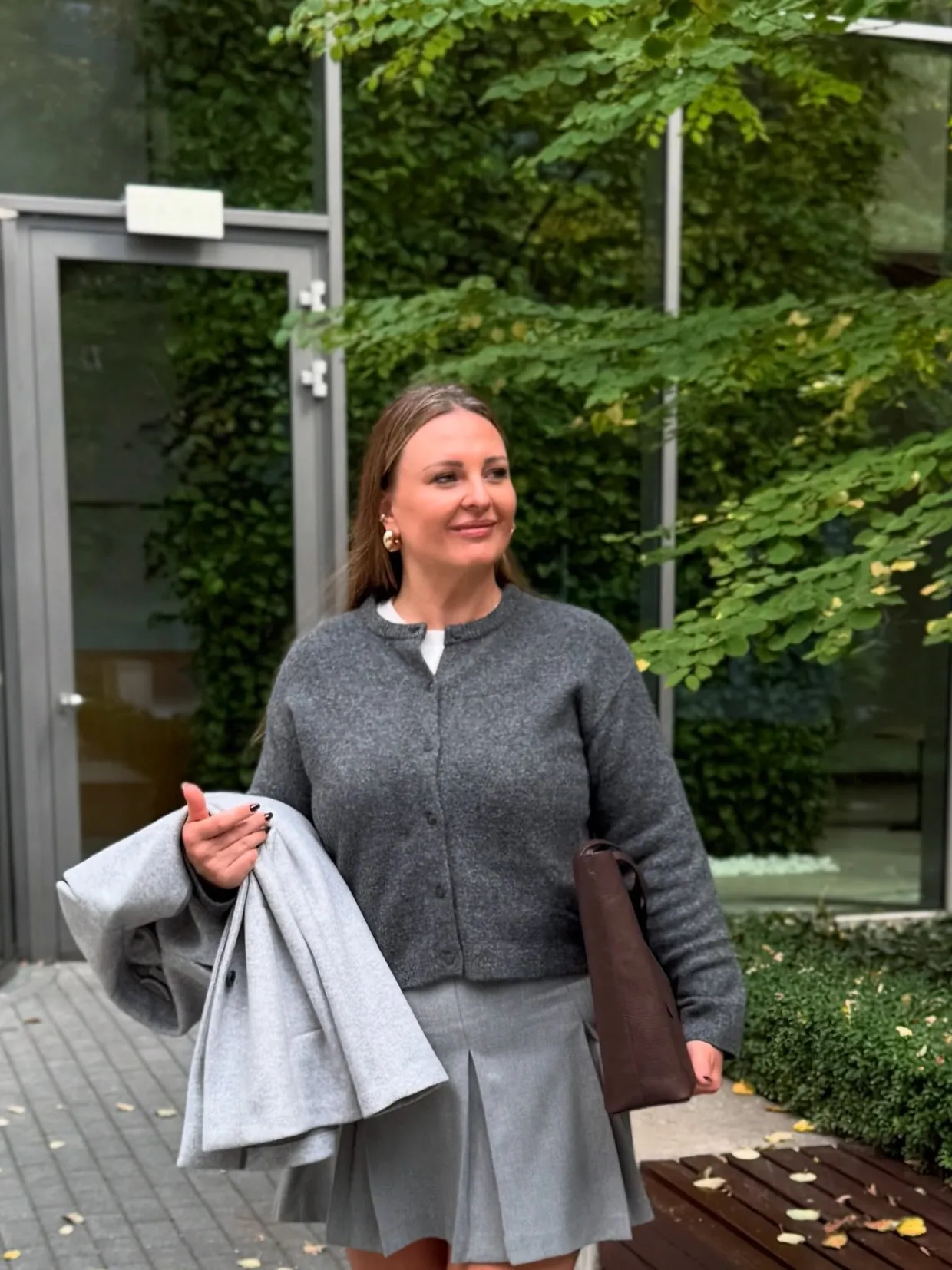 Hienoneuloksinen neuletakki | Tummanharmaa | Naiset | Kappahl