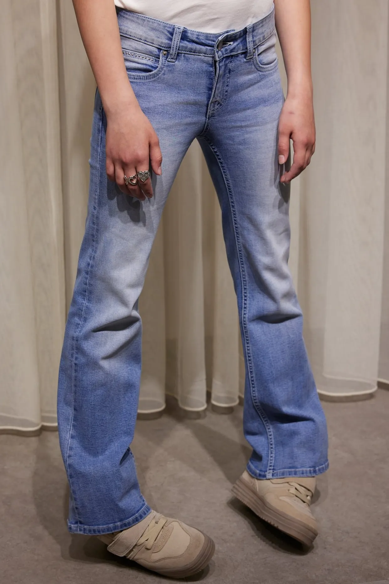 Jeans bootcut low waist | Vaalea denim | Lapset | Kappahl