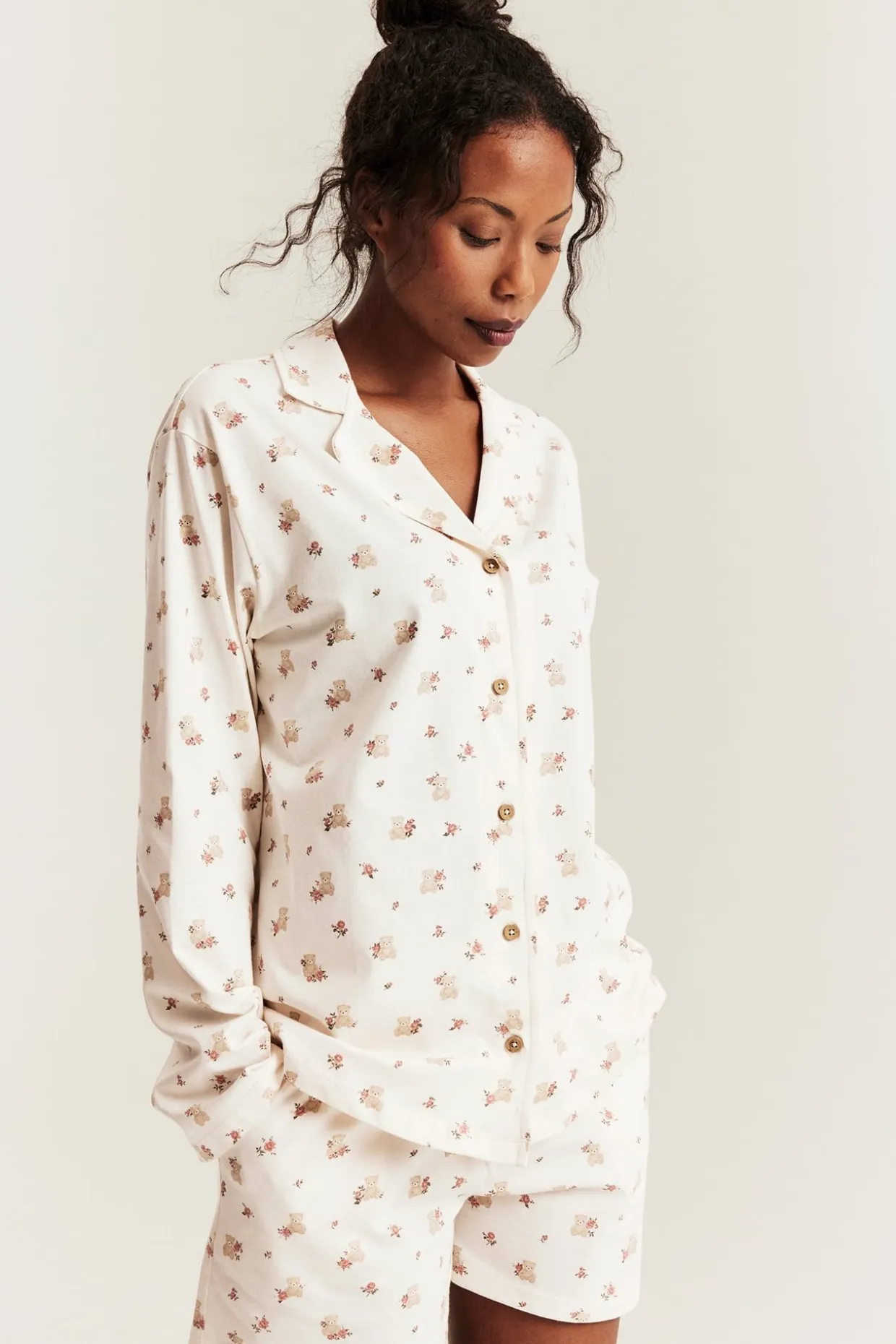 Kukkakuvioinen Newbie Woman -pyjama | Luonnonvalkoinen | Lapset | Newbie