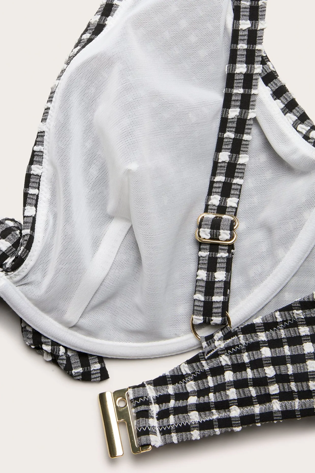 Kuviollinen bikiniyläosa | Musta | Naiset | Kappahl