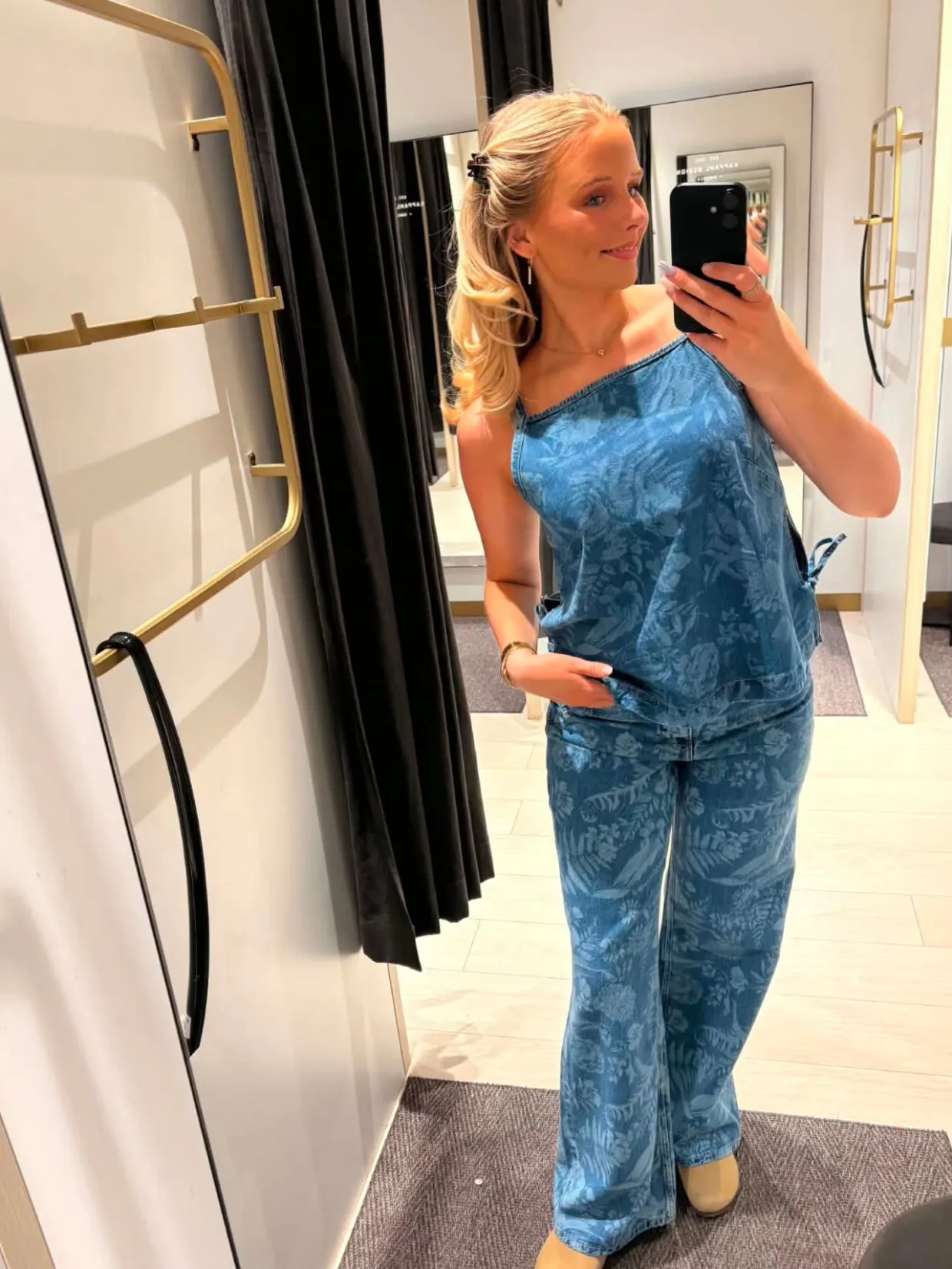 Kuviollinen farkkutoppi | Vaalea denim | Naiset | Kappahl