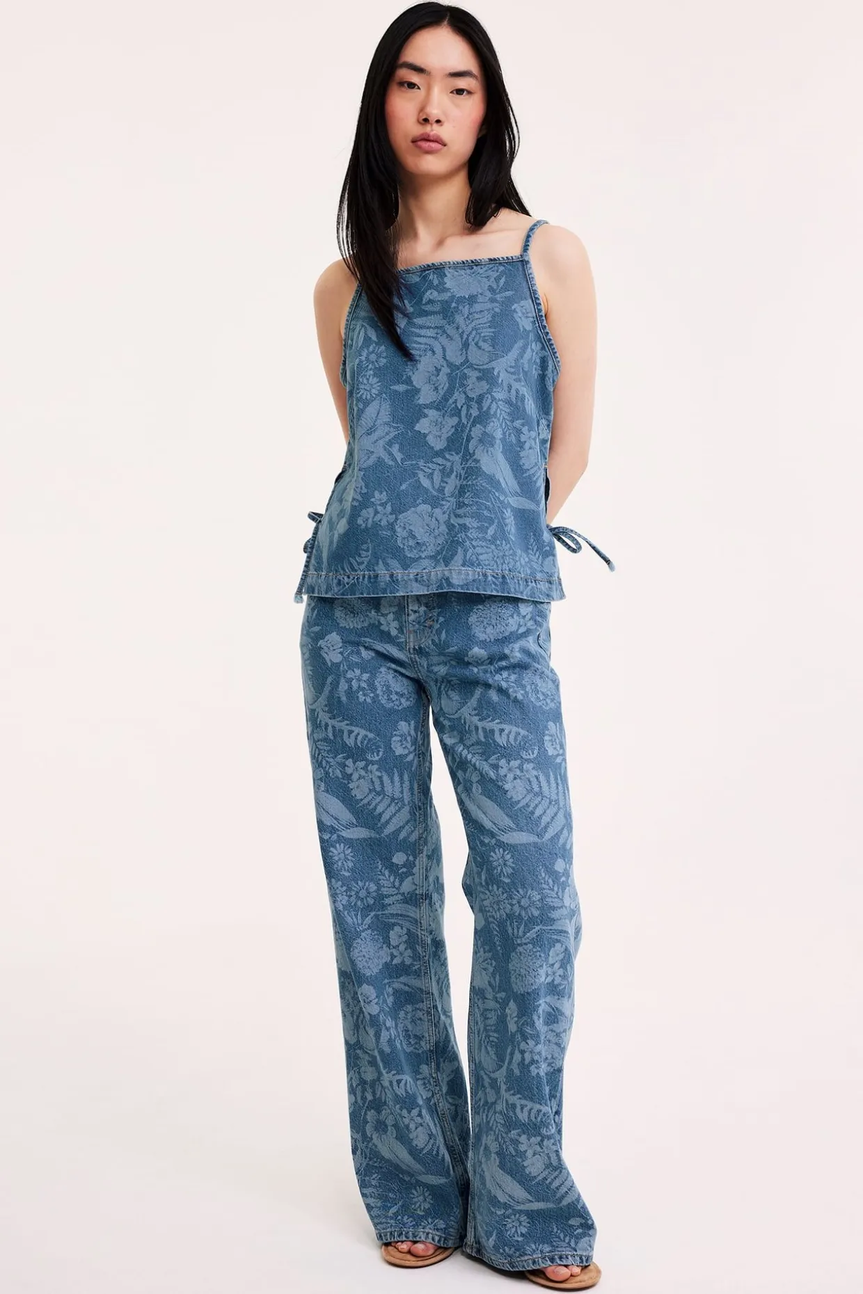 Kuviollinen farkkutoppi | Vaalea denim | Naiset | Kappahl