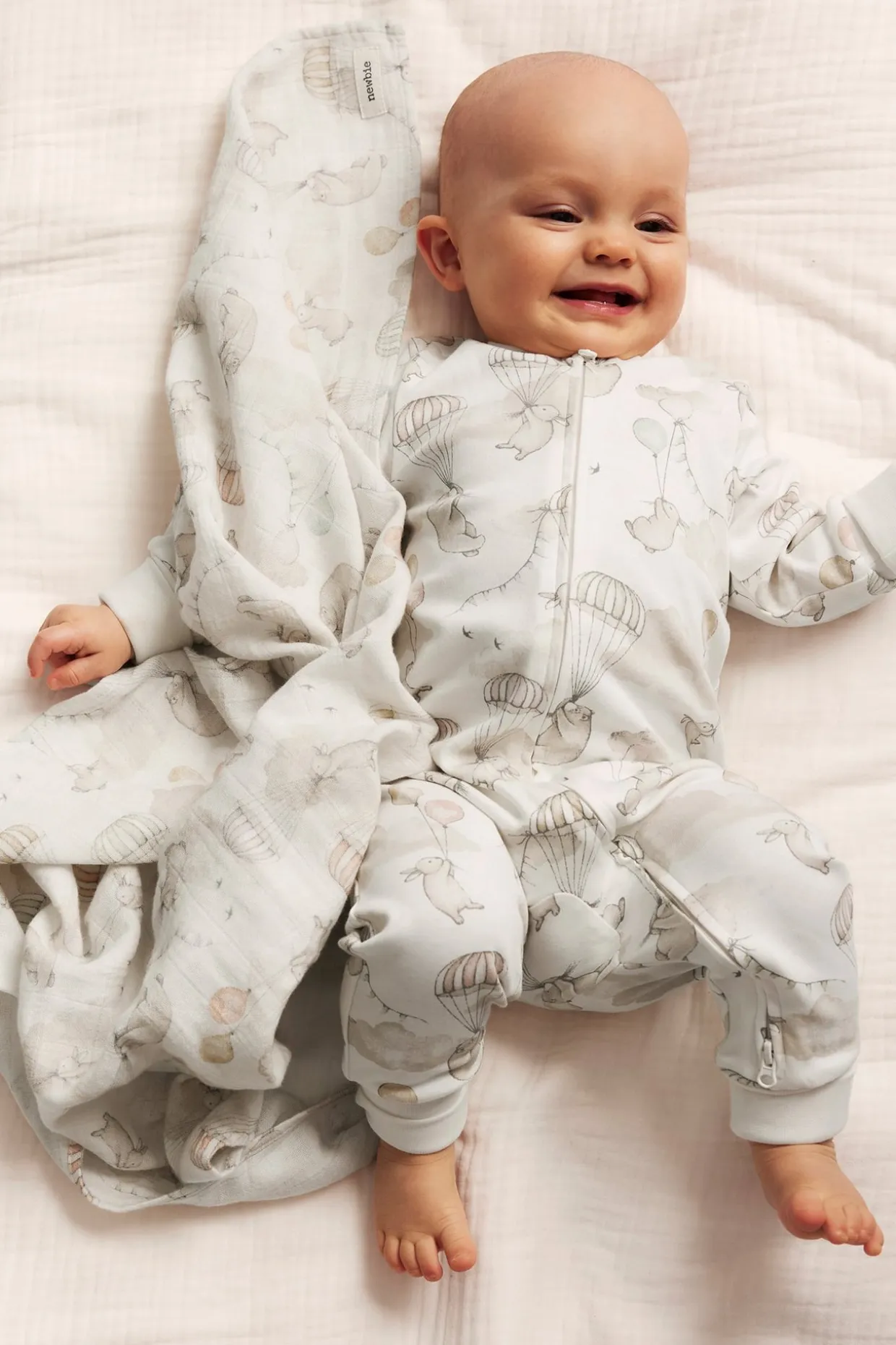 Kuviollinen vauvojen pyjama | Luonnonvalkoinen | Vauvat | Newbie