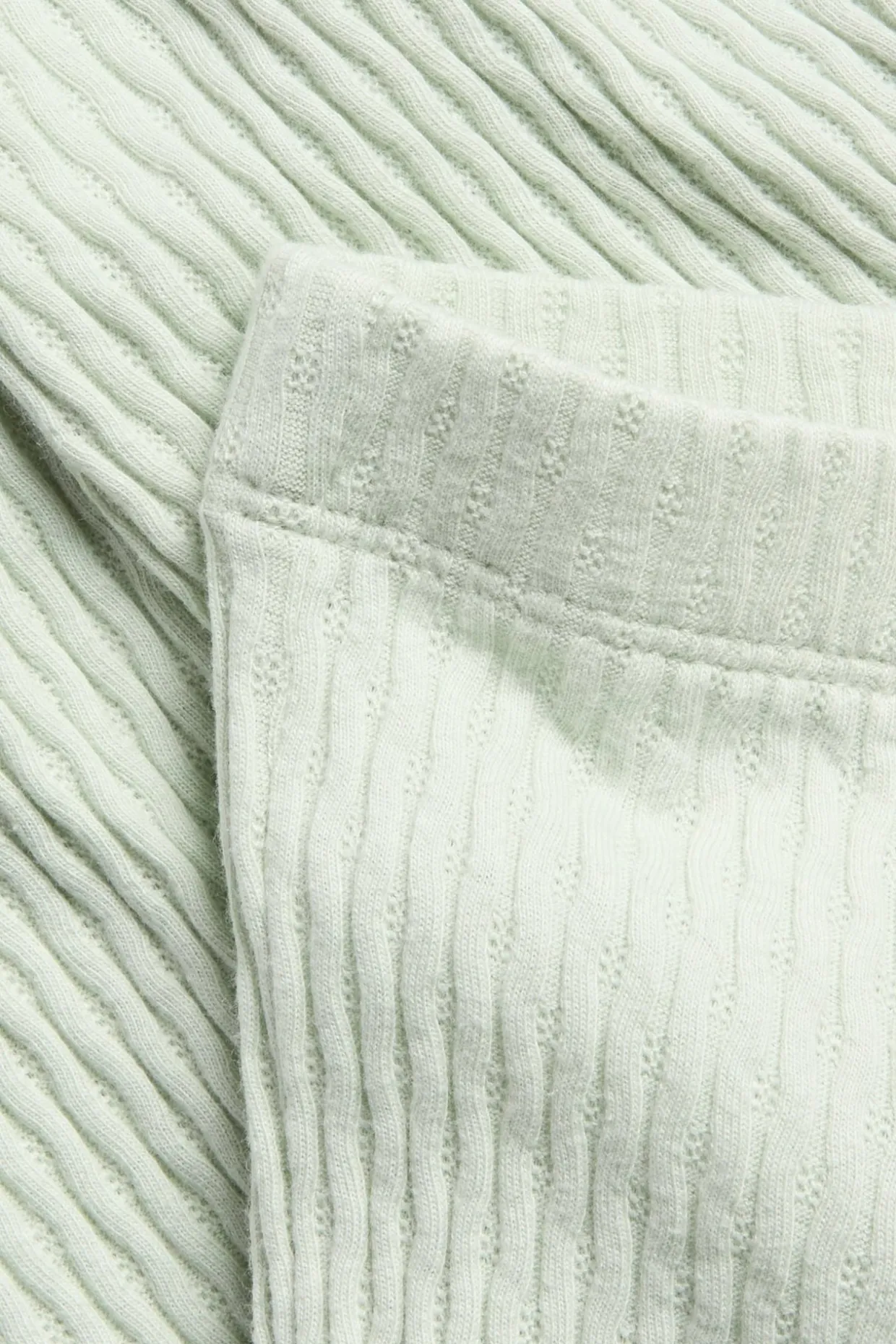 Lahkeista levenevät leggingsit | Vihreä | Lapset | Kappahl