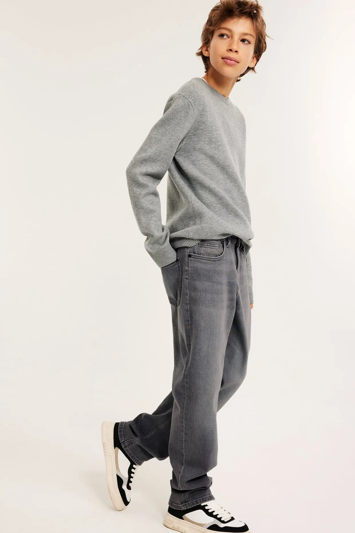 Loose jeans mid waist | Vaaleanharmaa | Lapset | Kappahl