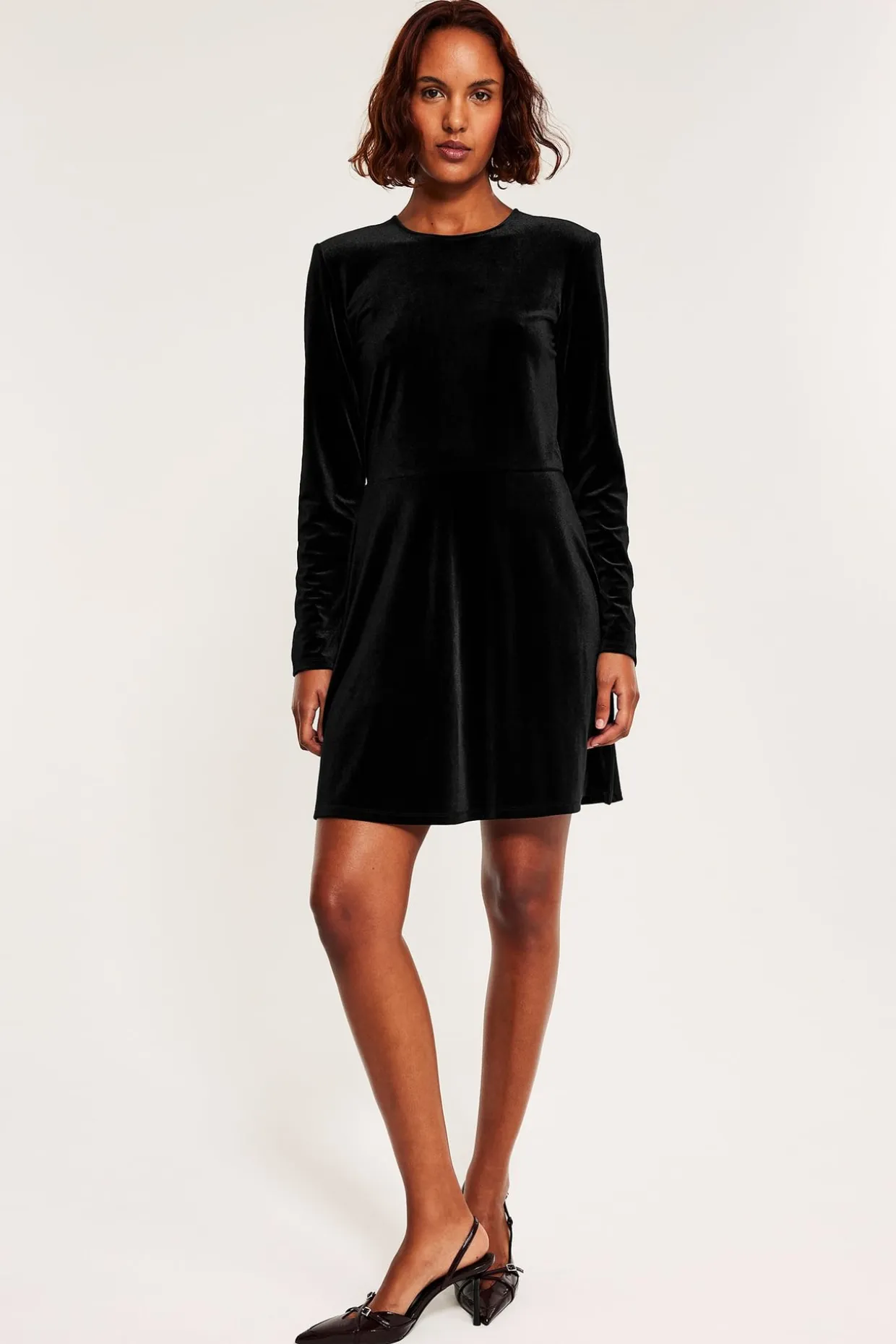 Lyhyt samettimekko