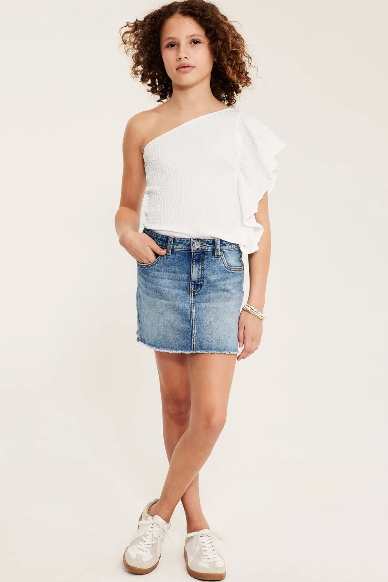 One-shoulder-paita, jossa röyhelö | Valkoinen | Lapset | Kappahl