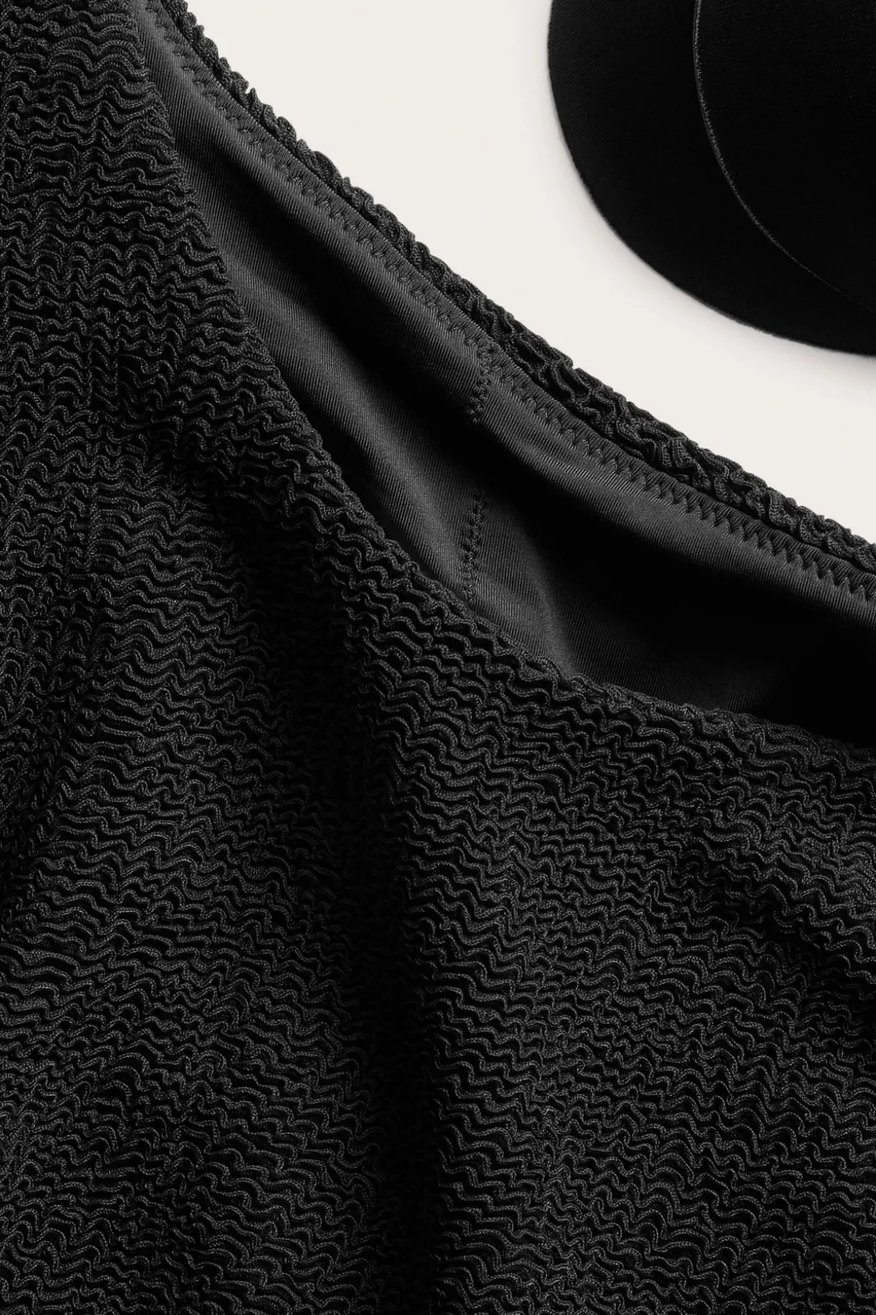 One shoulder -uimapuku | Musta | Naiset | Kappahl