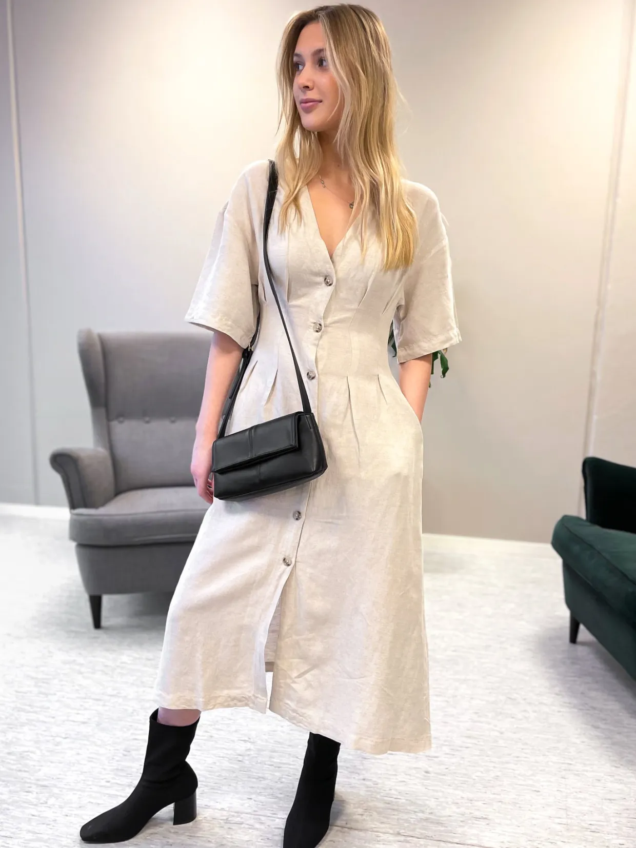 Pellavasekoitetta oleva mekko | Beige | Naiset | Kappahl