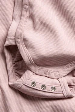 Pidennettävissä oleva ribattu body | Pinkki | Vauvat | Kappahl