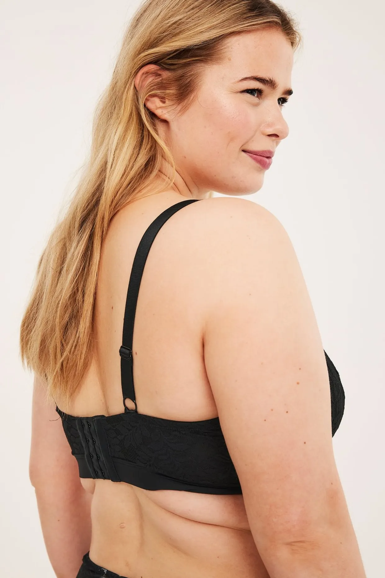 Pitsibralette | Musta | Naiset | Kappahl