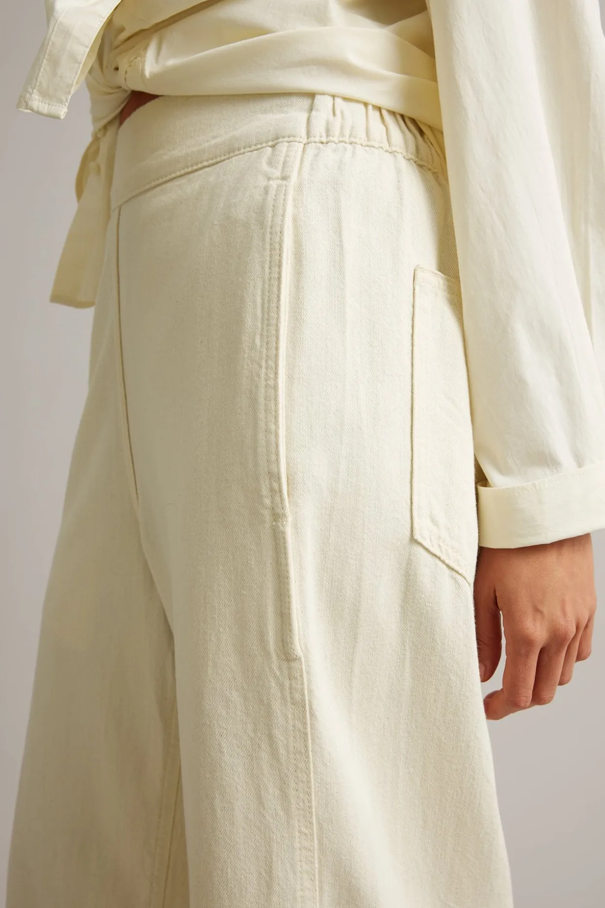 Pull-on-farkut wide fit | Beige | Naiset | Kappahl