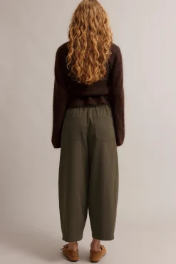 Pull on -housut barrel fit | Tummanruskea | Naiset | Kappahl