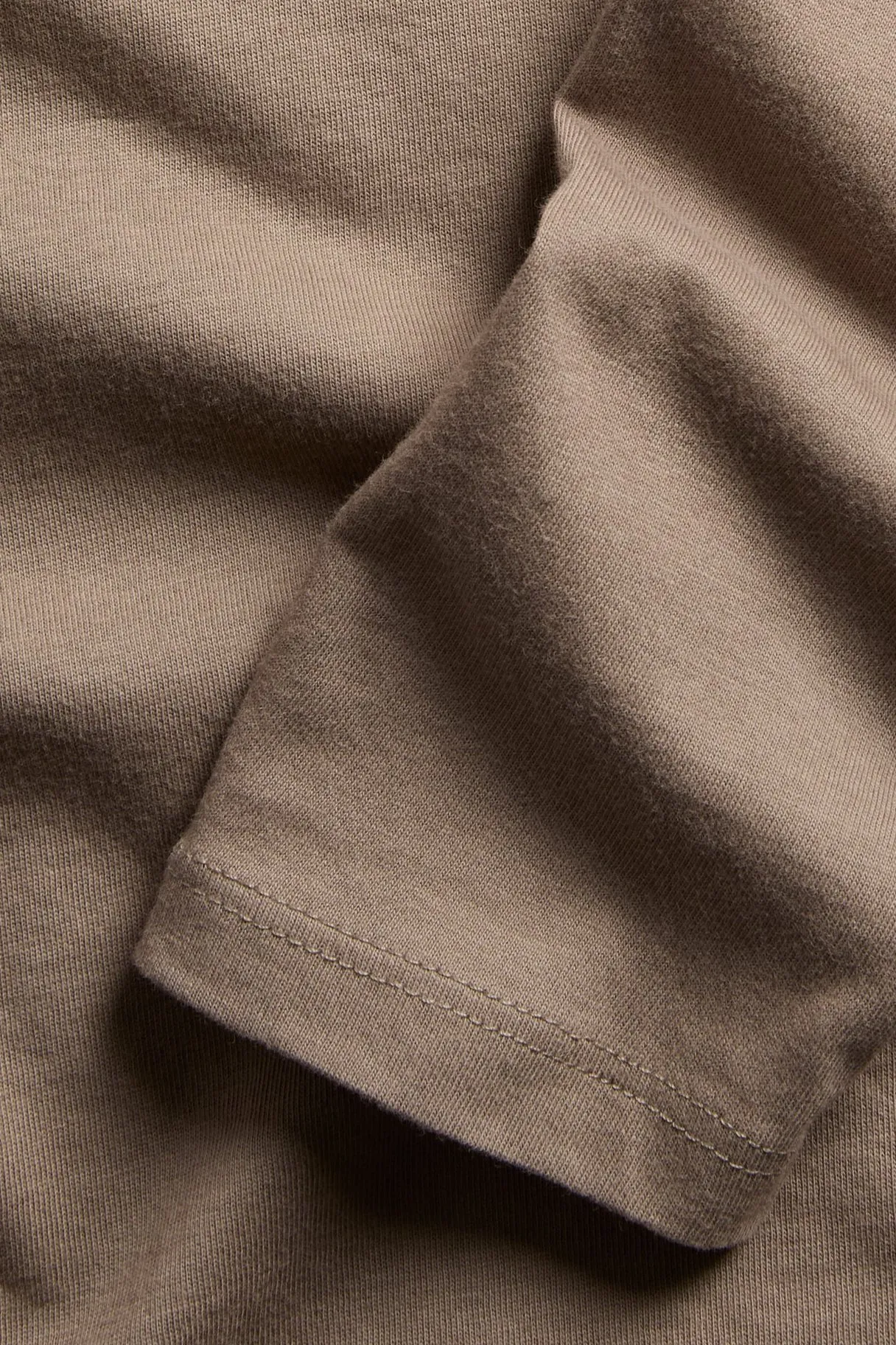 Puuvillatrikoota oleva pitkähihainen oversize-t-paita. | Ruskea | Lapset | Kappahl