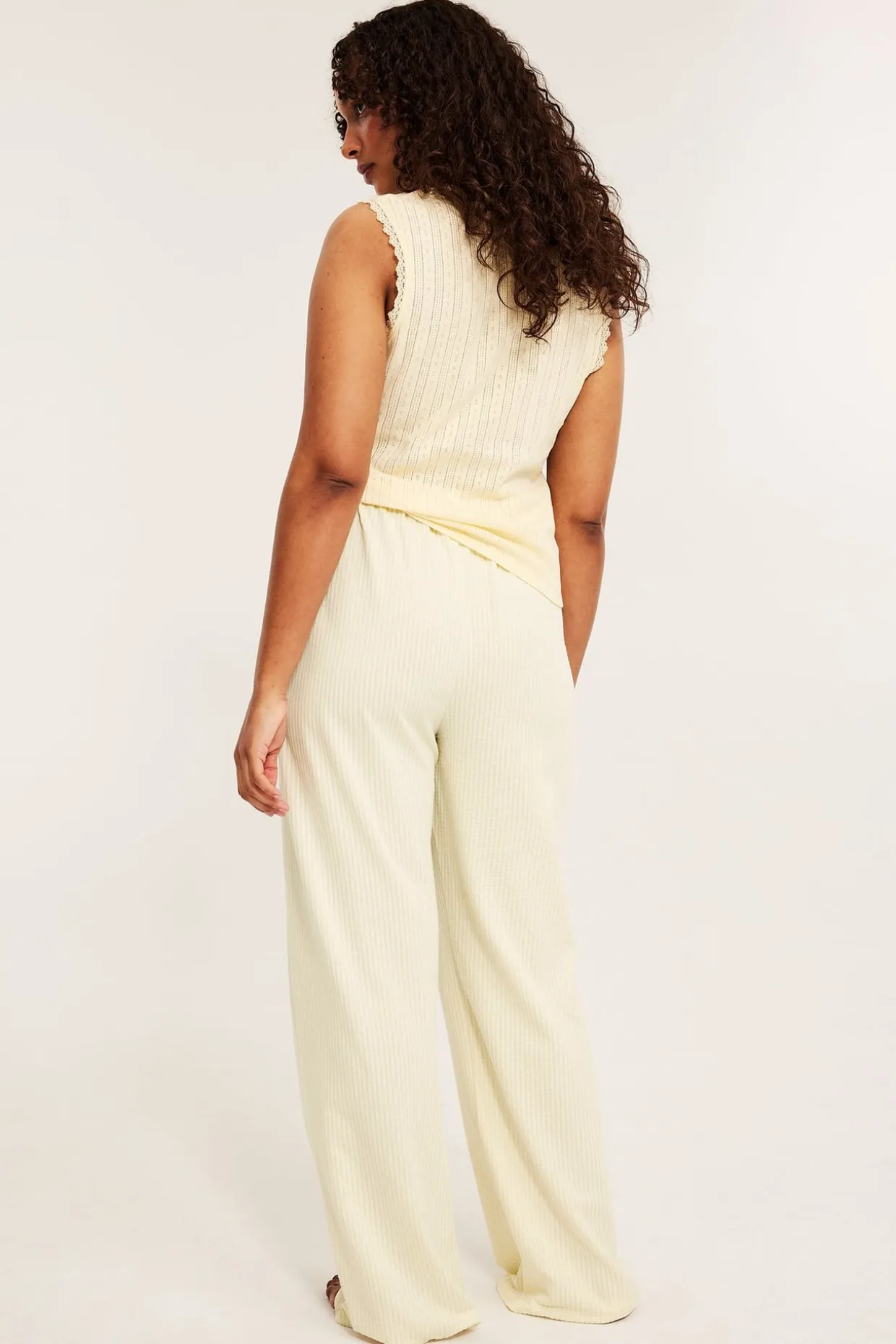 Pyjamahousut