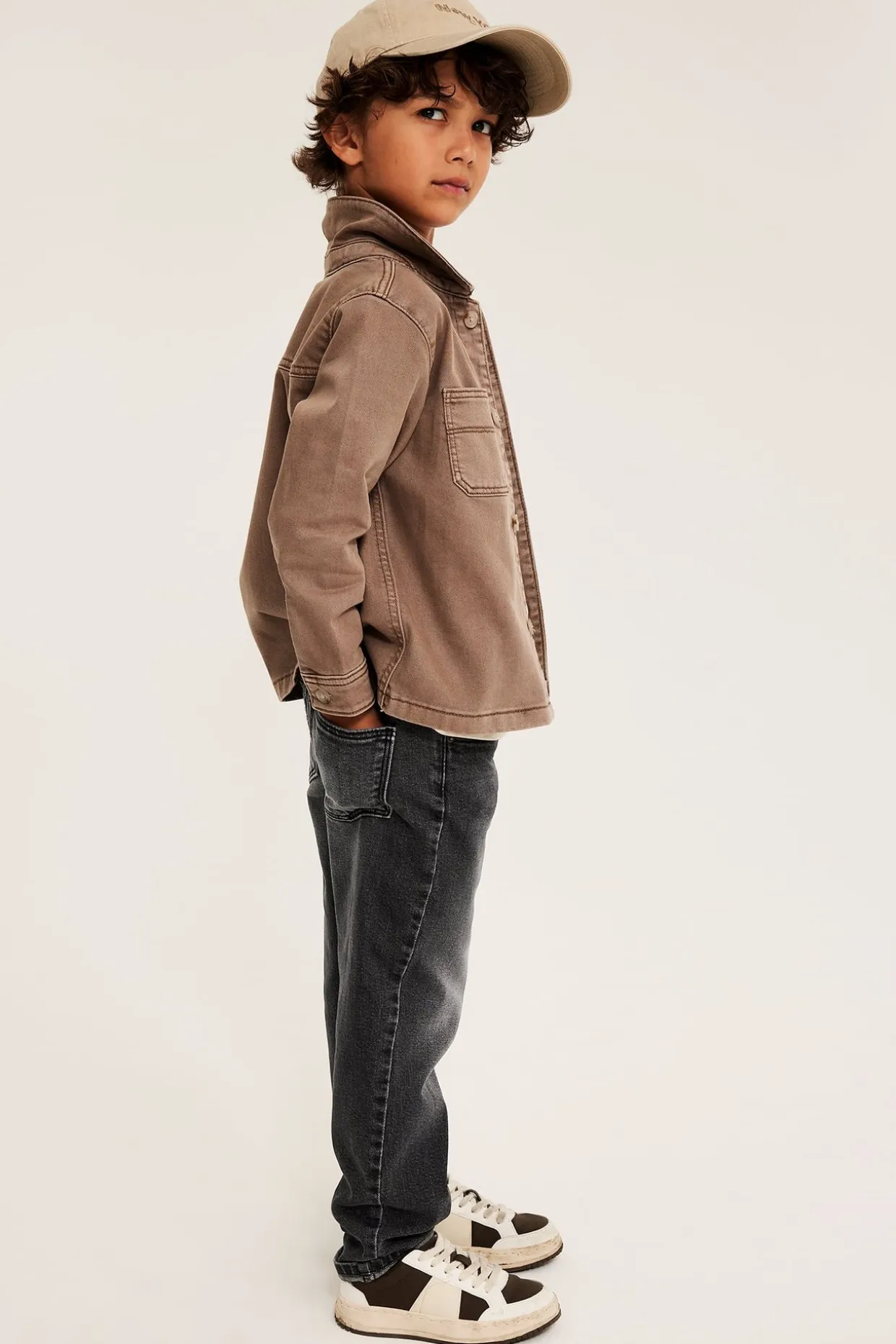 Relaxed jeans | Hopeanharmaa | Lapset | Kappahl