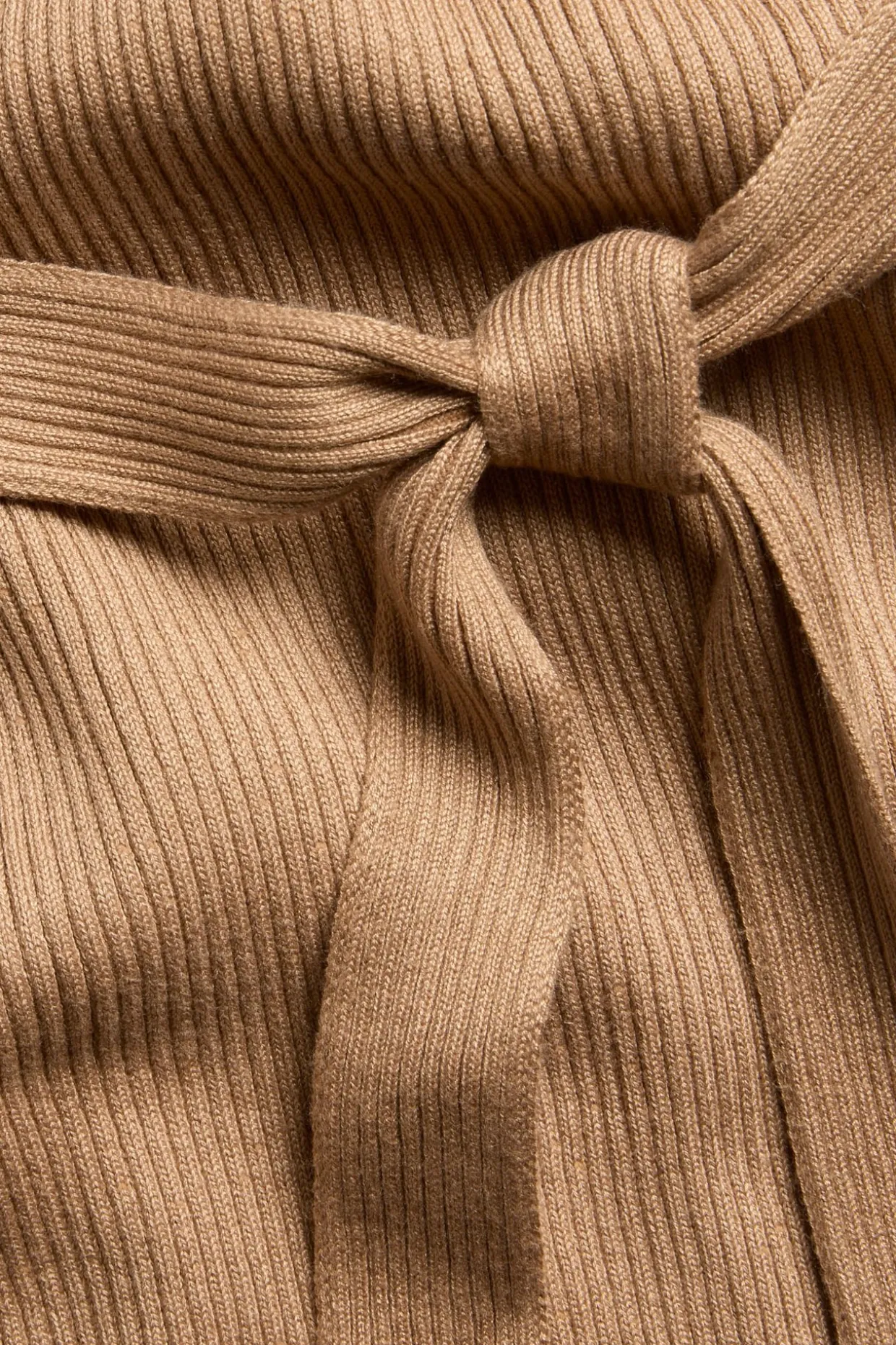 Ribattu mekko | Beige | Naiset | Kappahl