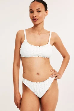 Röyhelösomisteinen bikiniyläosa | Luonnonvalkoinen | Naiset | Kappahl
