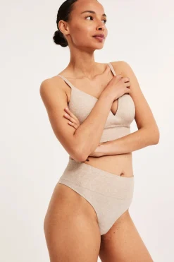 Saumattomat stringit | Meleerattu beige | Naiset | Kappahl