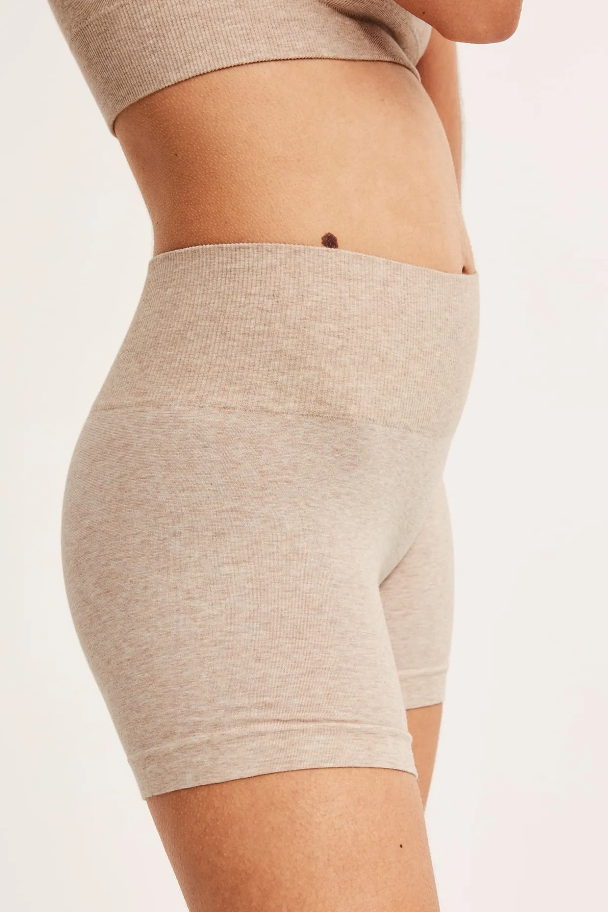 Shortsialushousut | Meleerattu beige | Naiset | Kappahl