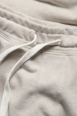 Shortsit collegemateriaalista | Meleerattu beige | Miehet | Kappahl