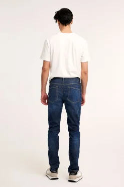 Silm jeans