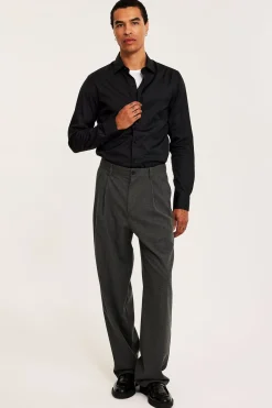 Slim fit paita