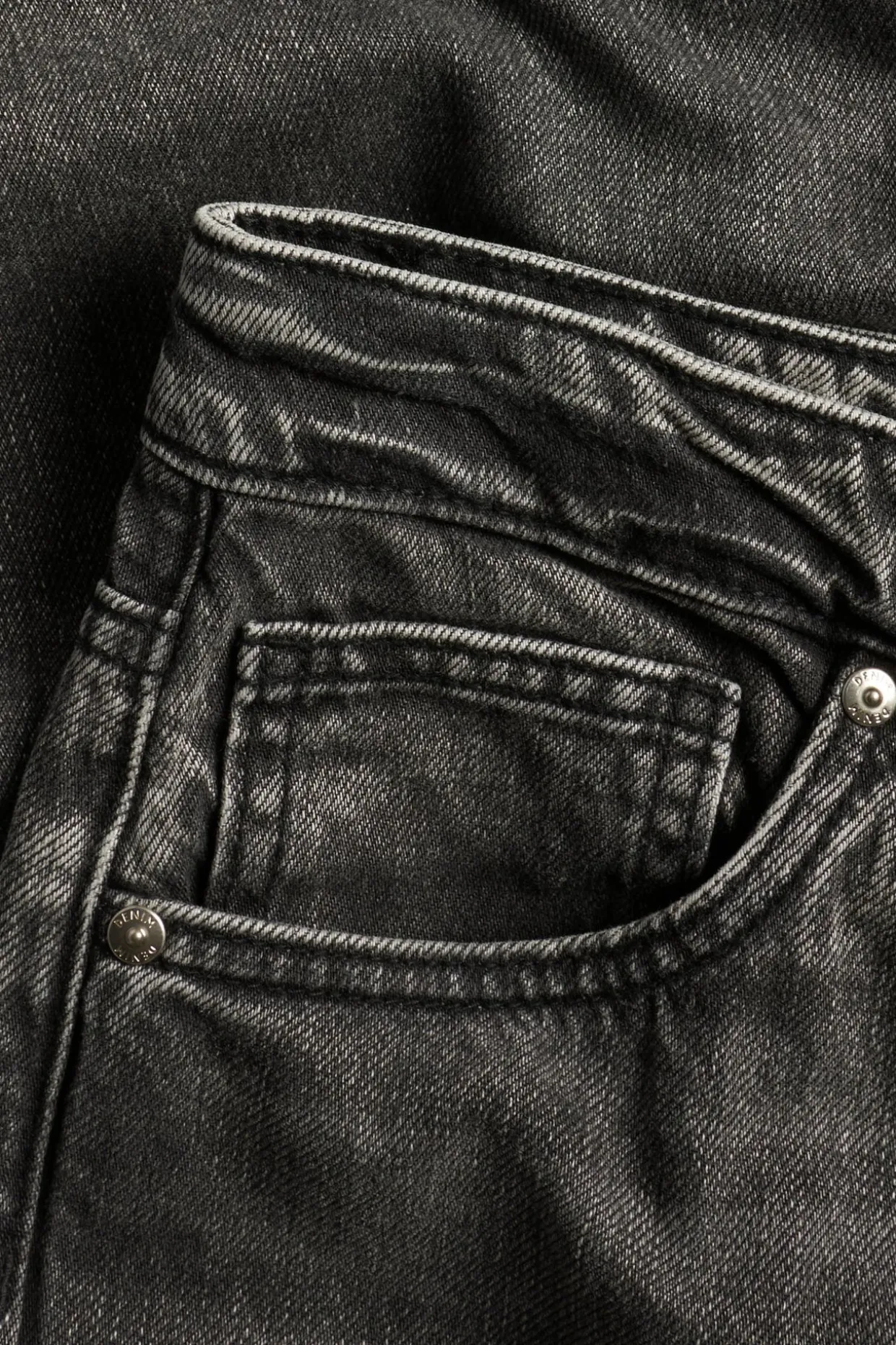 Straight jeans high waist | Musta denim | Naiset | Kappahl