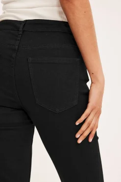 Straight jeans mid waist short leg | Musta | Naiset | Kappahl