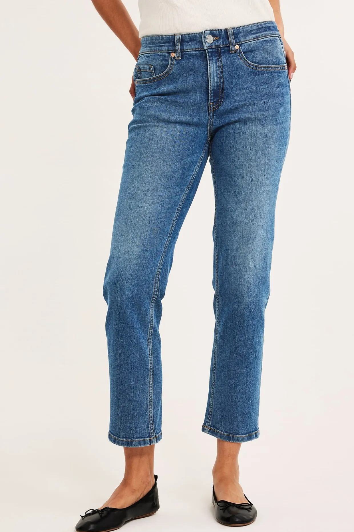 Straight jeans mid waist short leg | Denim | Naiset | Kappahl