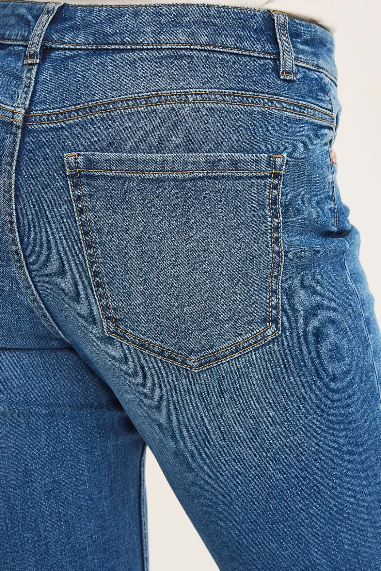Straight jeans mid waist short leg | Denim | Naiset | Kappahl
