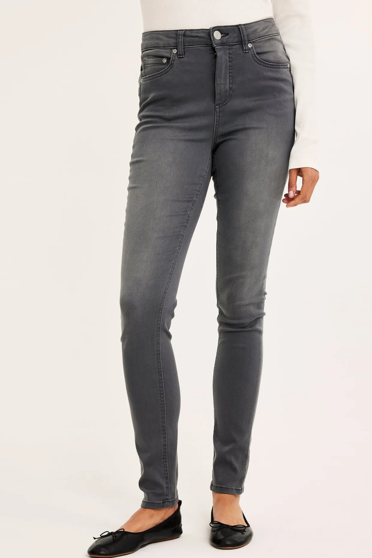 Super slim jeans high waist | Hopeanharmaa | Naiset | Kappahl