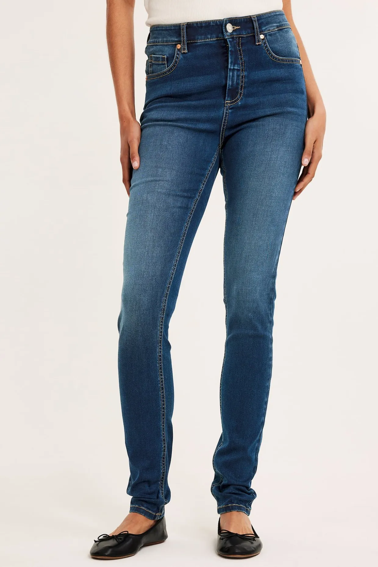 Super slim jeans high waist long leg | Tumma denim | Naiset | Kappahl