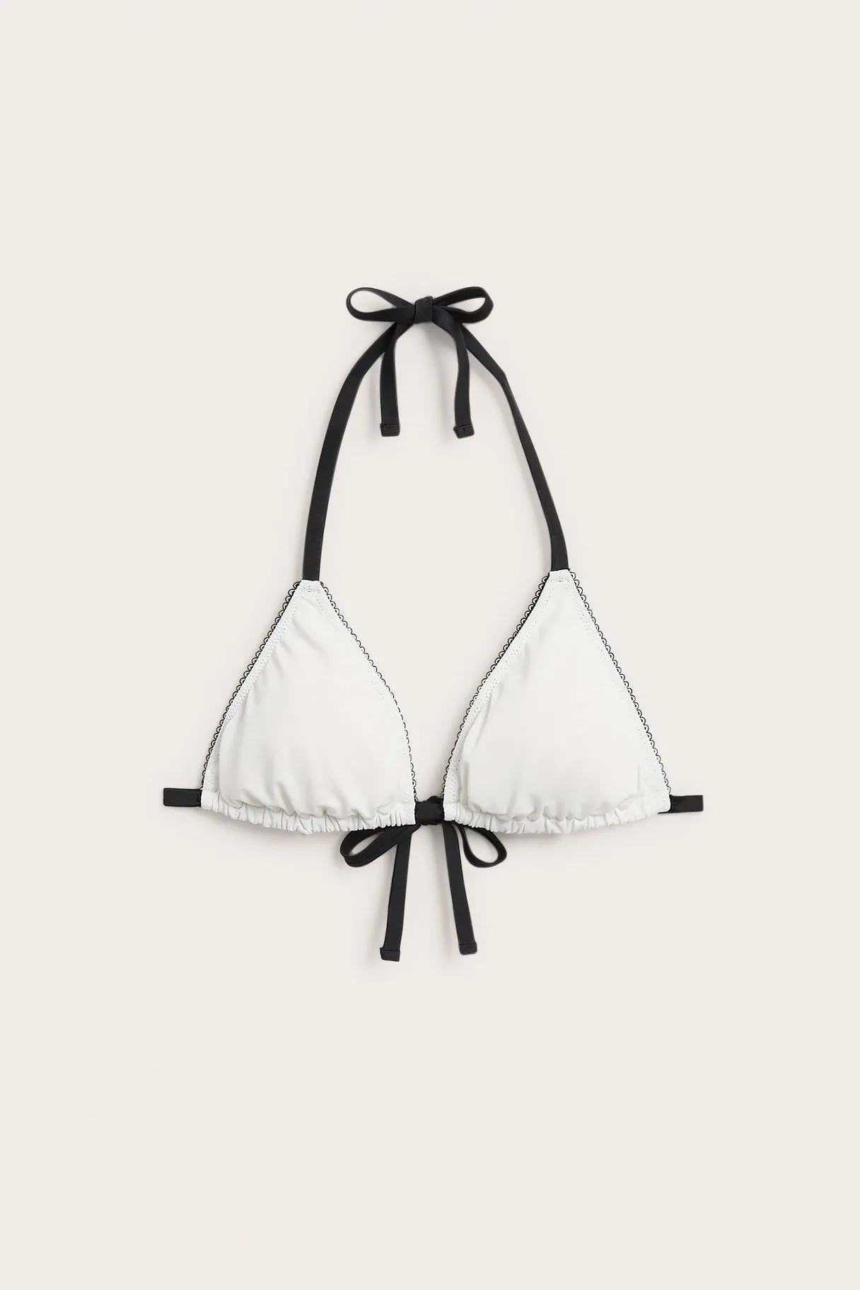 Topattu kolmiomallinen bikiniyläosa | Luonnonvalkoinen | Naiset | Kappahl