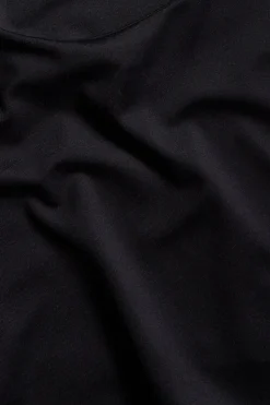 Vartalonmyötäinen toppi | Musta | Naiset | Kappahl