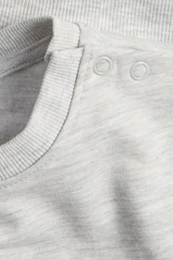 Vauvojen collegepaita, jossa on harjattu sisäpuoli | Meleerattu harmaa | Vauvat | Kappahl