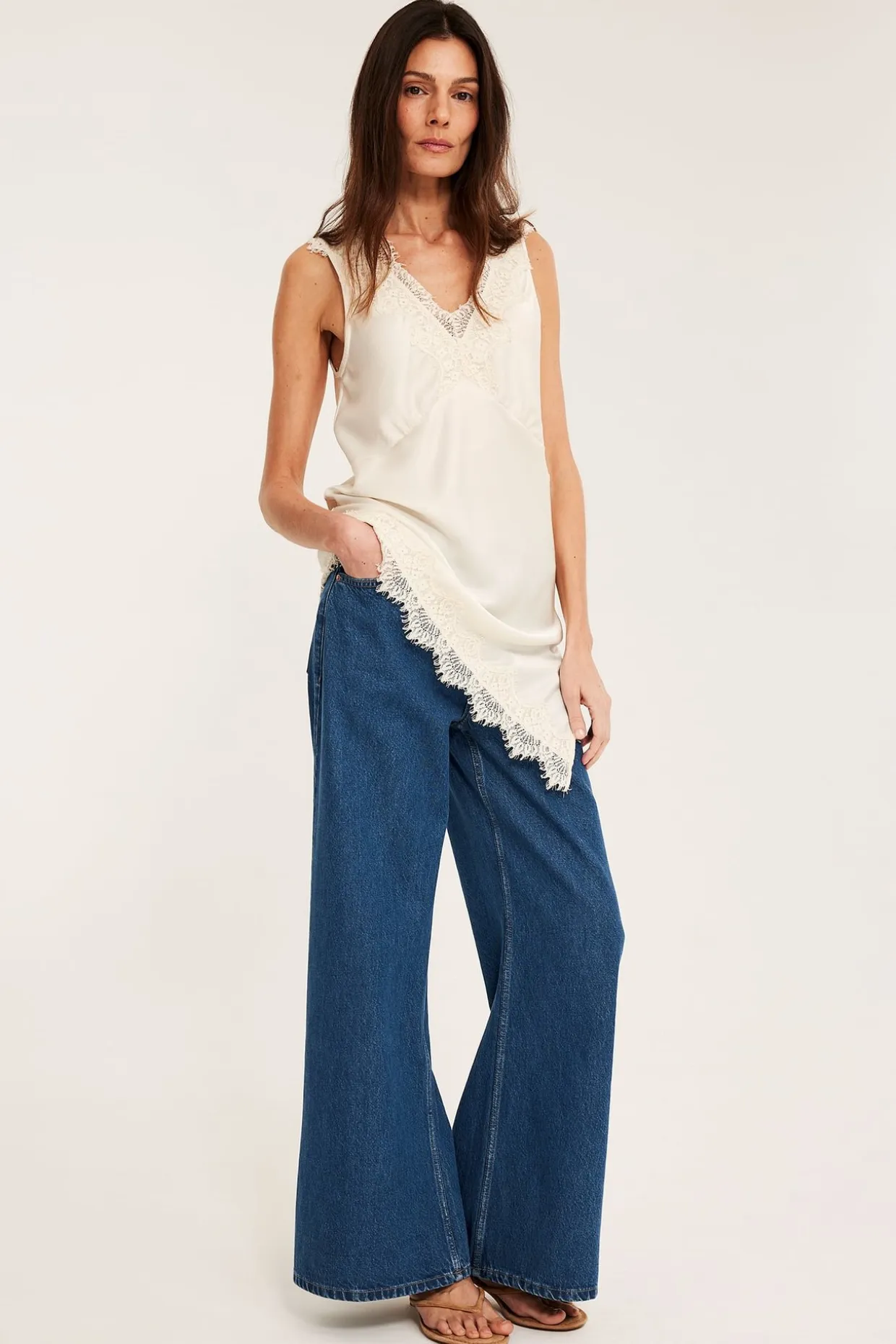 Wide jeans high waist | Denim | Naiset | Kappahl