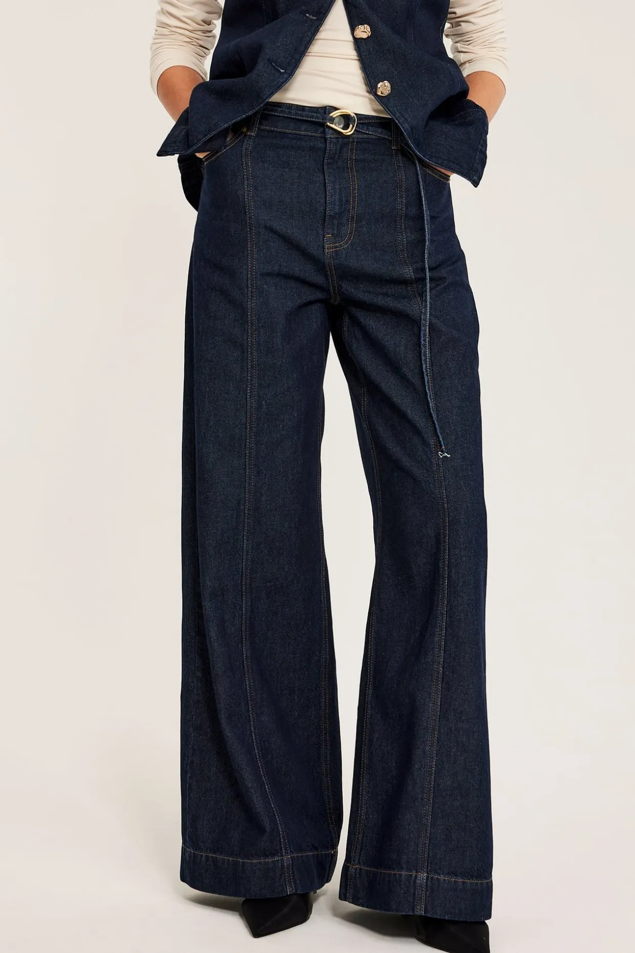 Wide jeans high waist | Tumma denim | Naiset | Kappahl