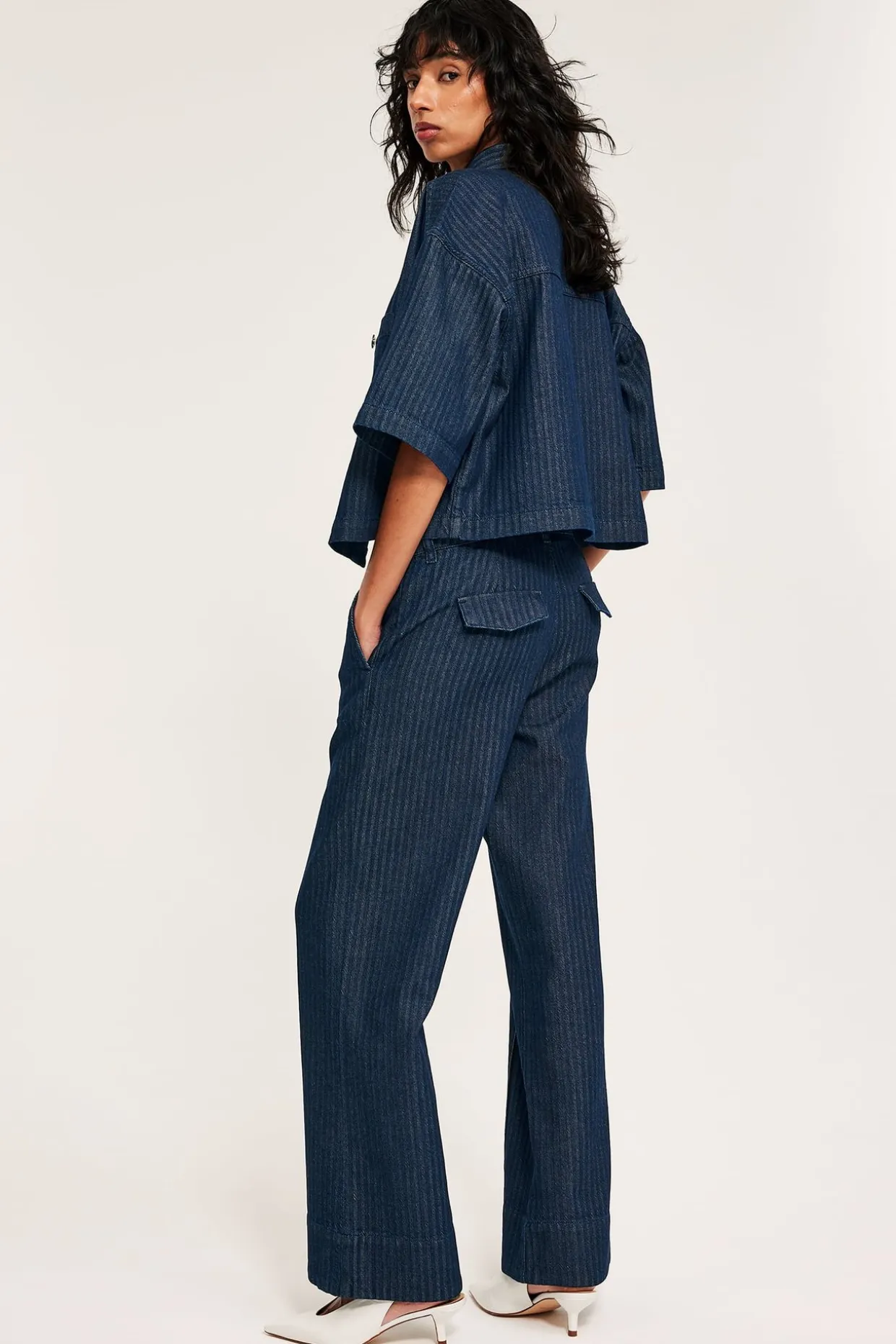 Wide jeans high waist | Tumma denim | Naiset | Kappahl