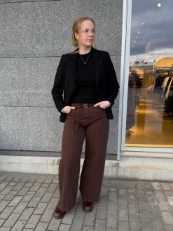Wide jeans high waist | Tummanruskea | Naiset | Kappahl
